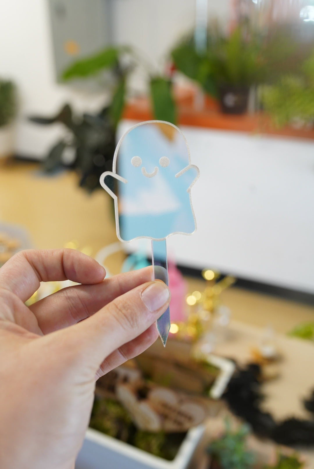 Ghost Plant Pick