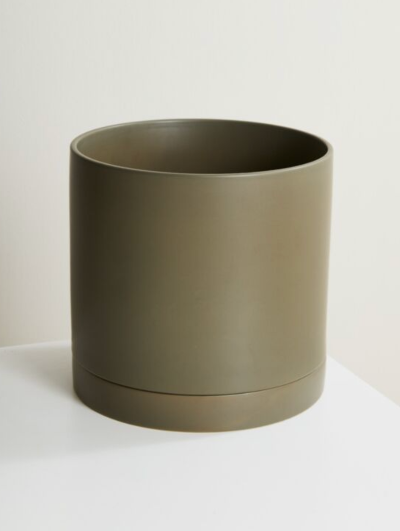 Romey Planter